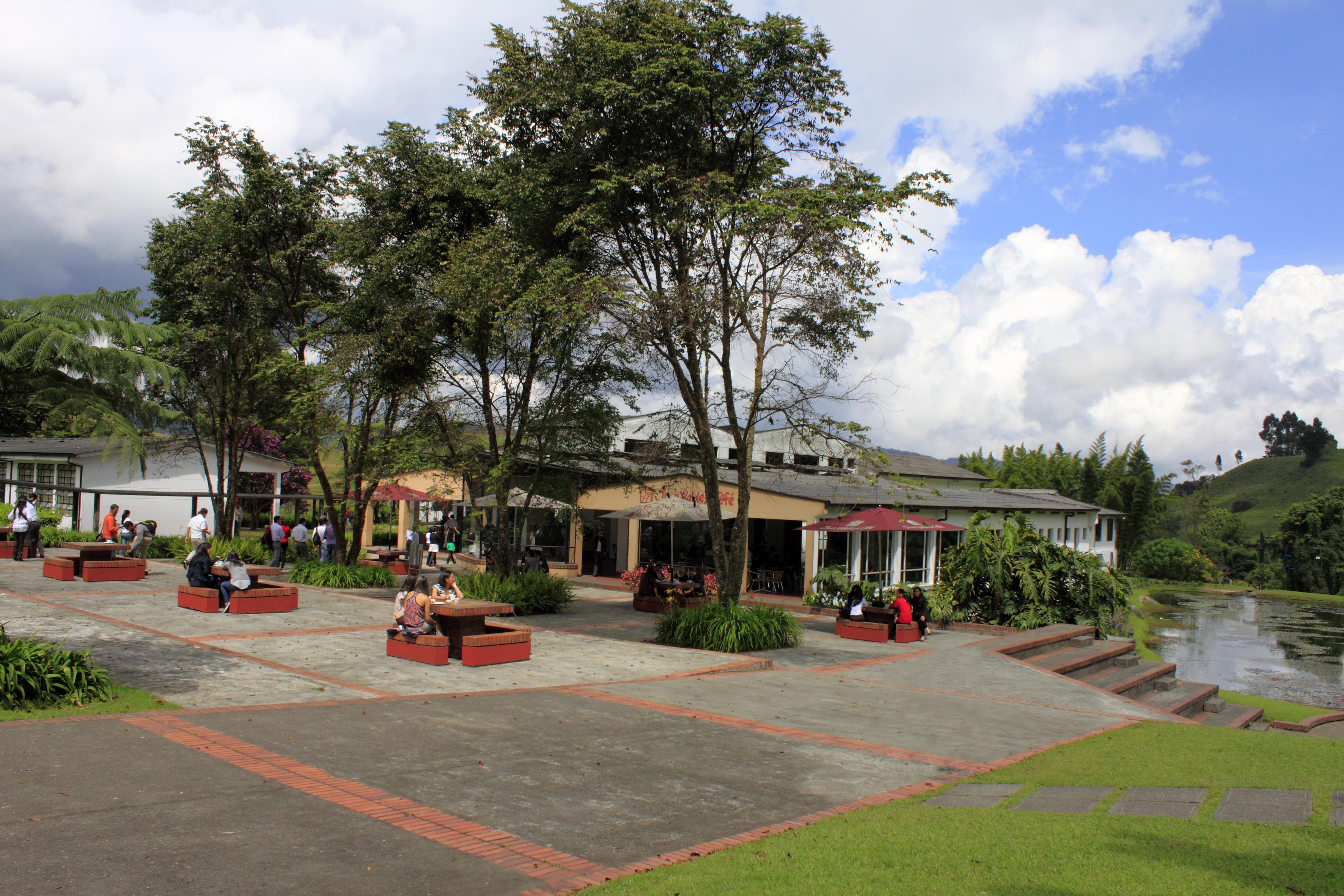 Estelar Recinto Del Pensamiento Hotel Y Centro De Convenciones Manizales Exterior photo